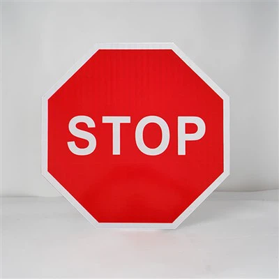 Ko'cha yo'li to'xtashini aks ettiruvchi belgi